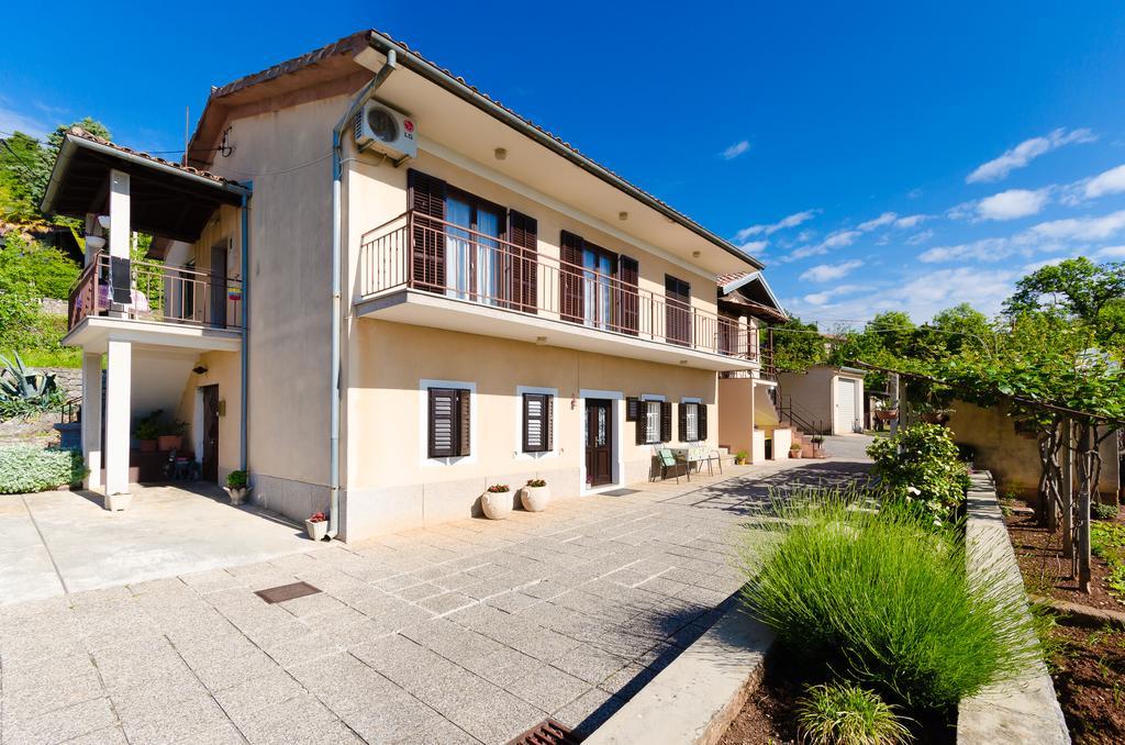 לובראן Apartments Ilinka מראה חיצוני תמונה