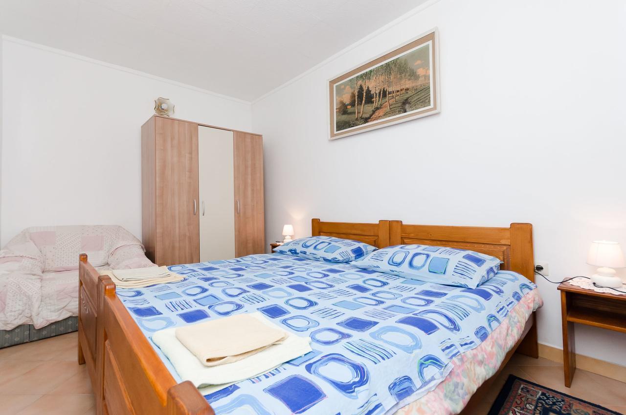 לובראן Apartments Ilinka מראה חיצוני תמונה